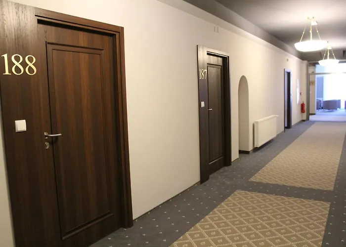 Nowe Lazienki Mineralne *